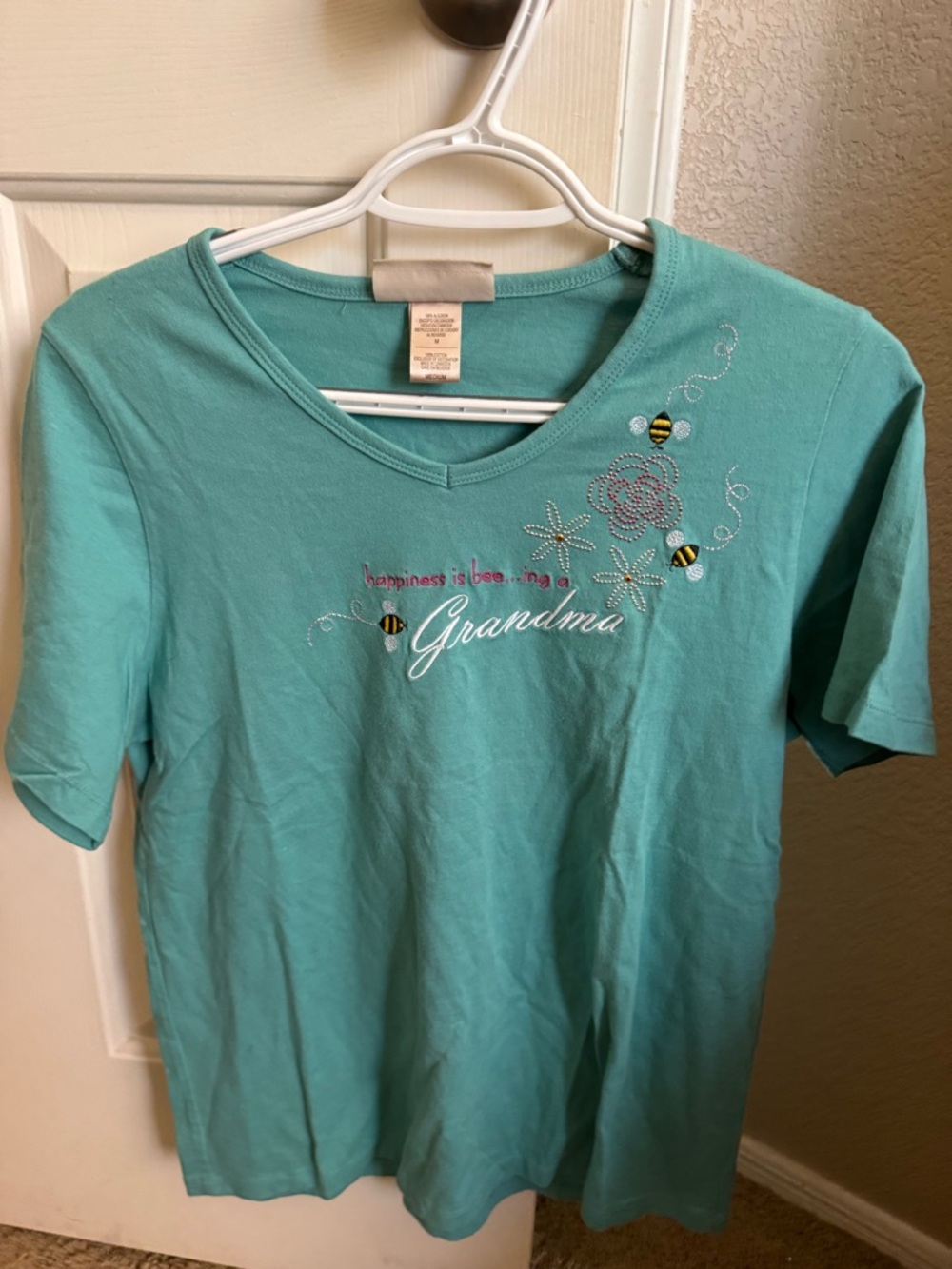 Aeropostale Teal Embroidered "Grandma" Short Sleeve Tee